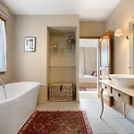 Demeure De Charme Avec Piscine *